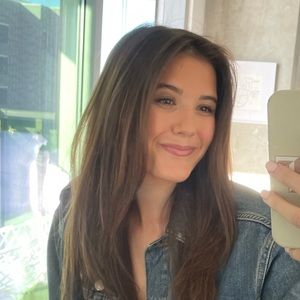 Meet your Posher, Avery